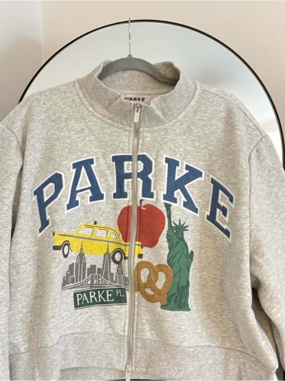 New Exclusive PARKE NYC Pop up Zip-Up Graphic Sweatshirt with NY Icons SM/MED